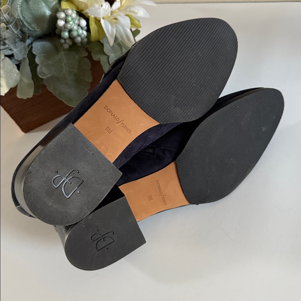 Donald Pliner Avea Suede Leather Ankle Booties - Picture 9 of 13